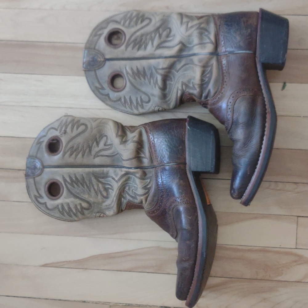 *SOLD* Men's cowboy boots size 10 - Picture 2 of 12